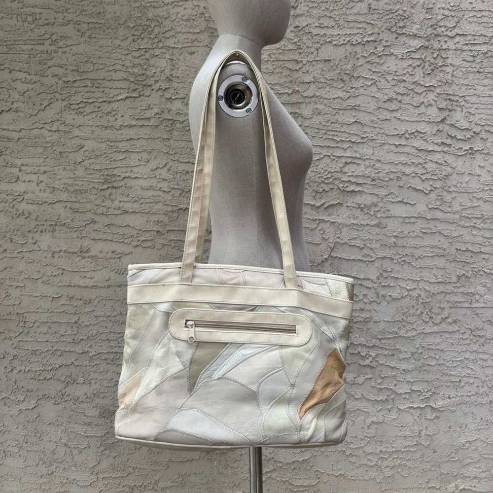 SCAR STITCH CREAM PURSE